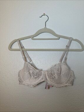 Victorias Secret Lace Underwire Bra